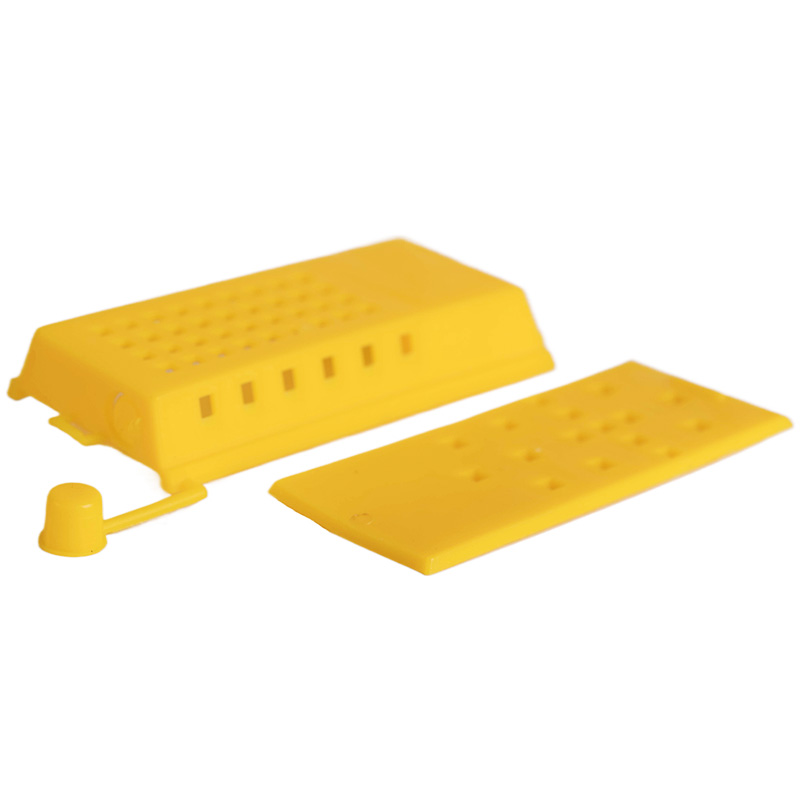 Zasielacia a pridávacia klietka na matky s uzáverom, AB005