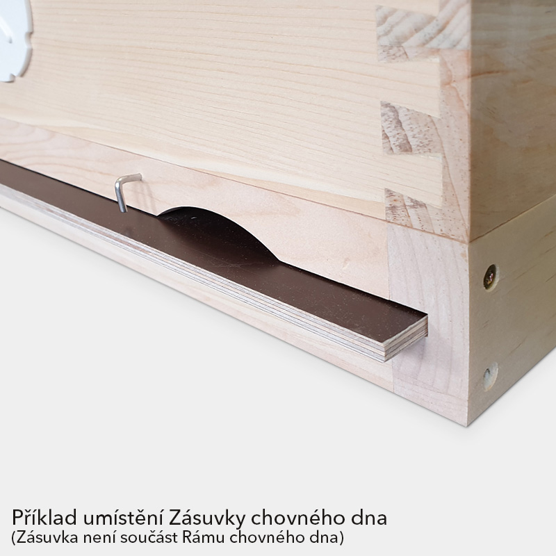 Zásuvka do chovného dna plná B10