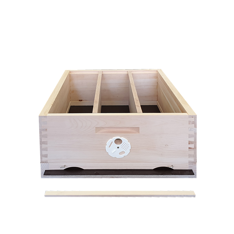 Priehradka k chovnému dnu Langstroth 2/3