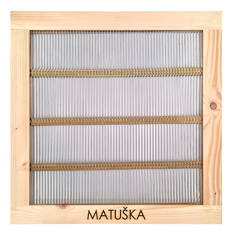 Mateří mřížka v rámu pro včelí úl Langstroth