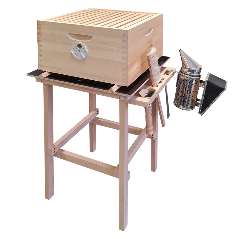 Včelařský stolek