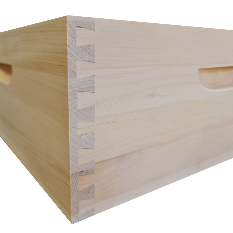 Včelí nástavek cinkovaný 39x17, Borovice vejmutovka