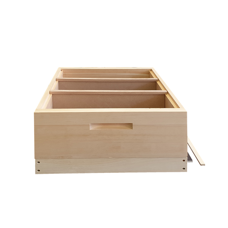 Priehradka k chovnému dnu Langstroth 2/3