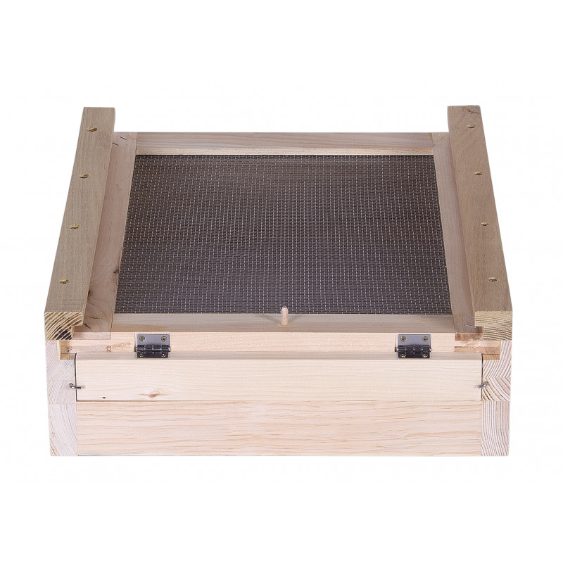 Varroa dno pre úľ Langstroth so stavebnou zábranou, Borovica vejmutovka