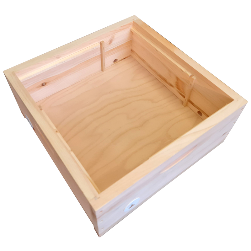 Drevený oplodniačik pre 4 matky - INOVOVANÝ, 485 x 485 mm, Borovica hladká (vejmutovka)