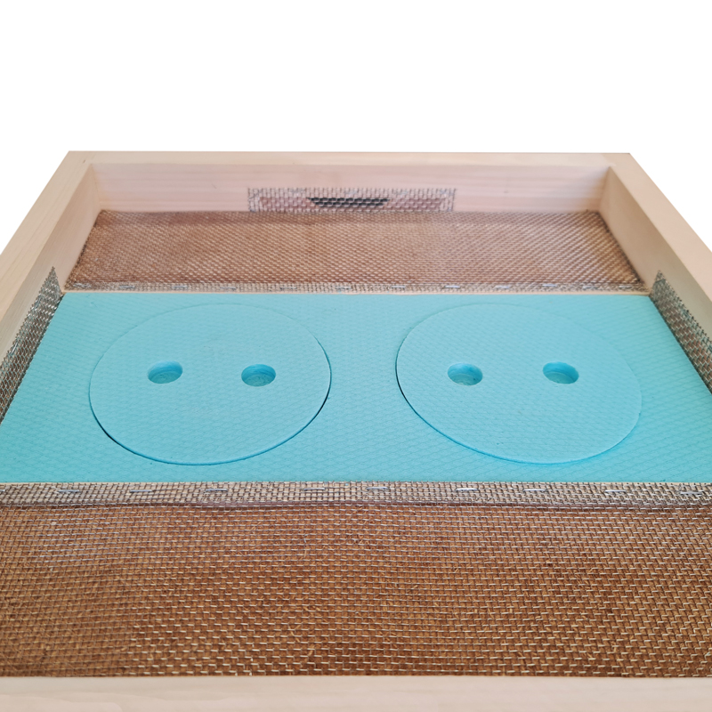 Difúzne protiplesňové kŕmiace veko, 2 otvory, B10