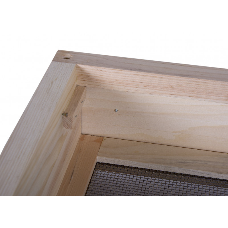 Varroa dno pre úľ Langstroth so stavebnou zábranou, Borovica vejmutovka