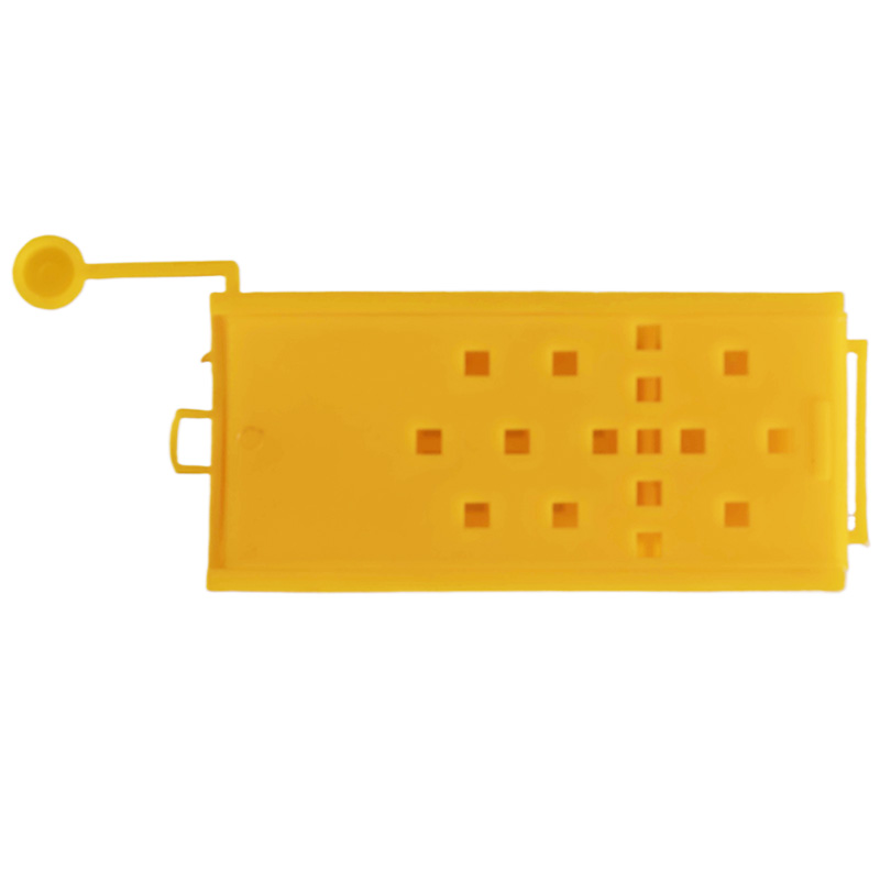 Zasielacia a pridávacia klietka na matky s uzáverom, AB005