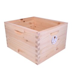 Včelí nástavok cinkovaný B10, Severská borovica
